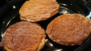 ★ Bodybuilding Sweet Potato Protein Pancakes