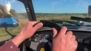 Petit tour en Caterham par une belle journée d’automne en Gaume.