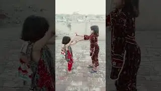 shanaaya pkri gae 😂#viral #trending #shorts
