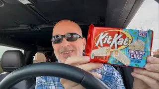 Kit Kat Birthday Cake flavor Candy bar Review