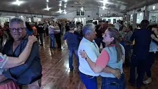Sábado animado no clube Guarani em Itapejara do Oeste Paraná(com marco  e margarida)