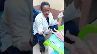 Diclofenac Suppositoryinsertion
