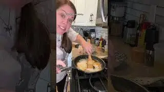 Garlic Butter Pork Chops: Quick & Easy Dinner Recipe #porkchops