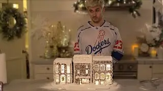 QTCinderella finishes her gingerbread house