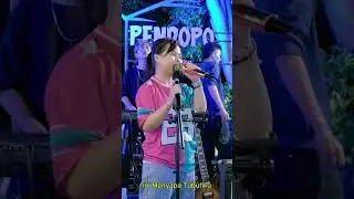 Suara Adik Ini Bikin Candu | Buih Jadi Permadani (Live) Putri Gisella Ft Tri Suaka