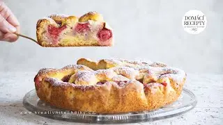 Jahodový koláč: Výborný nadýchaný recept na bublaninu s jahodami 🍓