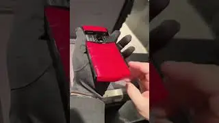 VERTU AGENTQ RED CROCCDILE SKIN #vertu #KeeperOfSecrets #Sophistication #SecureEnvironment