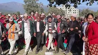सुनसरा-शाहीले राम ब रावतलाई बाण हानिन सबैले अचम्म मान्या सुर्खेत घन्टाघरमा😛😛