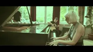 WLT - Vaults - Cry No More