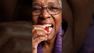 This Bite Will Calm Your Brain #asmr #asmrsounds #crunch #satisfying #oddlysatisfying #shorts