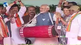 pm narendra modi funny video, narendra modi with italy pm funny video, narendra modi and italian pm