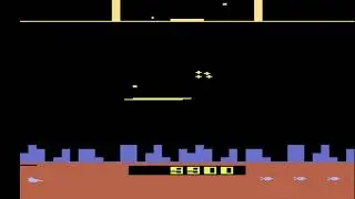 Defenders -  CX2609 &ndash; Anno 1981 - Atari - VCS2600 - Gameplay - Robert C. Polaro