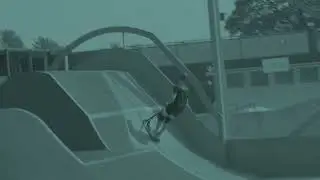 Invert Supreme - Journey 3 - Jamie Hull Collection - Pearl White Scooter