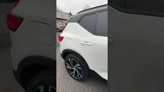 1-owner 2021 Volvo XC40 T5 R-Design with only 50,513 miles!