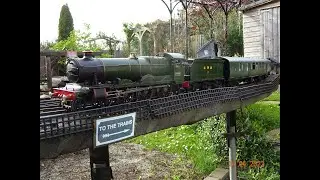 Last run before rebuild of base board for my gauge 1 garden railway