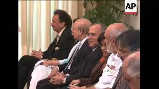 US Nat'l Security Advisor Gen James Jones meeting Pakistan's PM