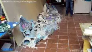 World's Largest Jigsaw Puzzle Collapses