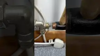 The best hack to fix a cold radiator! #asmr #diy #plumbing #shorts #hack #subscribe #foryou #tips