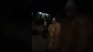 Ngebangunin sahur para santri