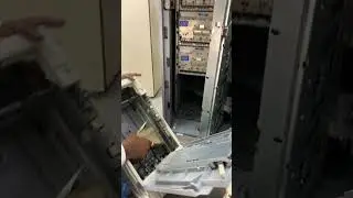 How does ATM works ! #hitachi #atm #money #paisa #moneymindset #business #gujarat