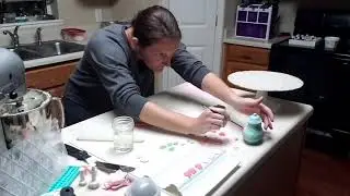 Tea for Two - The making of a teapot cake