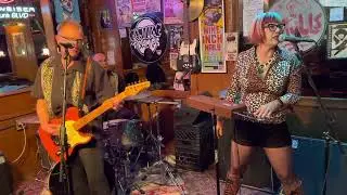 The Thingz - Live at Maui Sugar Mill Saloon