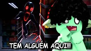 Fui trabalhar em um mercado meio suspeito...