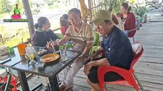 đàn ca tài tử quán lả mời mọi người cùng nghe