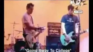 blink-182 - Going Away To College, Live @ MTV Europe Studios 2000