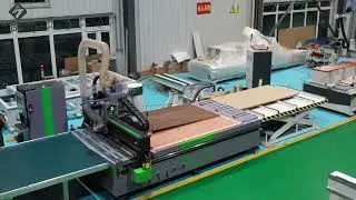 High Quality Automatic Loading Unloading CNC Router Machine for Furniture Product Line