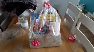 DIY Gift Hamper Poundland Budget Idea | Life with Lindsey
