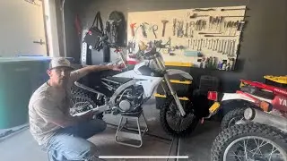 Greasing Swingarm & Linkage on Yz250f