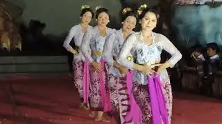 the charm of the rejang sari dance, the beauty of balinese tradition which is full of meaning #bali