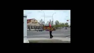 Human Pop-Up (Aarrow Ads)