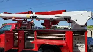 2005 Ford F-550 ALTEC L37MR BUCKET TRUCK XL Used Commercials - Irving,TX - 2019-07-16