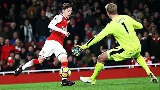 Mesut &Ouml;zil's Signature 'Bounce' Technique..