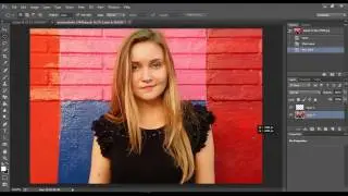 How to crop a circle image using Adobe Photoshop CS6?