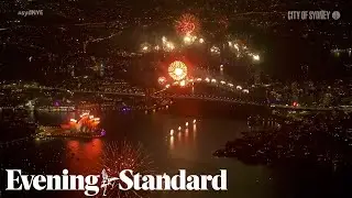 Worldwide countdown to 2022 with firework displays