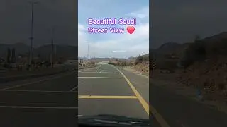 Beautiful Saudi Street View ❤️ #travelsaudi #scenicviews #saudiaarbia #streetstyle #streetview