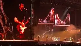 Linkin Park &ndash; Burn It Down (Live @ Bengaluru, India) | First Time in India &ndash; Crowd Madness 2026 🤘🏻🤩