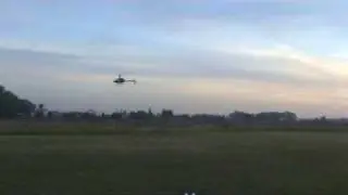 HELICOPTERO 500 DESPEGANDO D PLATAFORMA REMOLCADA POR TRAXXAS