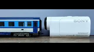 Test kamery Sony HDR-AZ1 na modelov&eacute;m koleji&scaron;ti / Sony HDR-AZ1 on a model layout