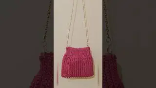 Crochet handbag 🧶 #HookedOnCrochet#BagOfLove#LoopsAndLove#StitchAndStyle#CrochetObsessed#diycrochet