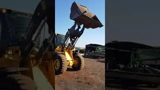 Trafor Tratores Pá Carregadeira Volvo L70F