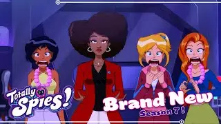 The Future of Spy Missions? | Totally Spies! Season 7 | Clip