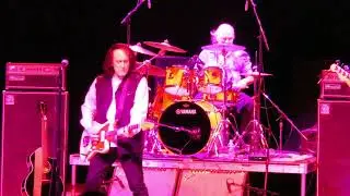 Tommy James & The Shondells-Sweet Cherry Wine, Mirage, Mony Mony  (reprise)-Collingswood, NJ-8/9/25