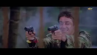 क्या संजय दत्त ने पीर हथियार उठा लिया वीडियो
