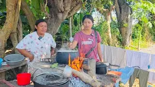 Empezamos a Pelar Toda La Verdura 🥕 Para el Caldo de Pollo 