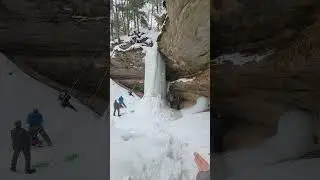 Pictured Rocks Ice Formations: NO BOUNDARIES #picturedrocks#iceformations#noboundaries