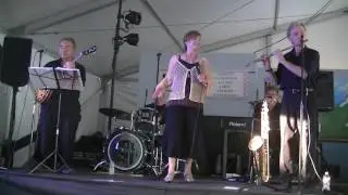Janet Planet w/Tom Sorce-Do Nothing Till You Hear From Me live in Milwaukee, WI 7-24-16